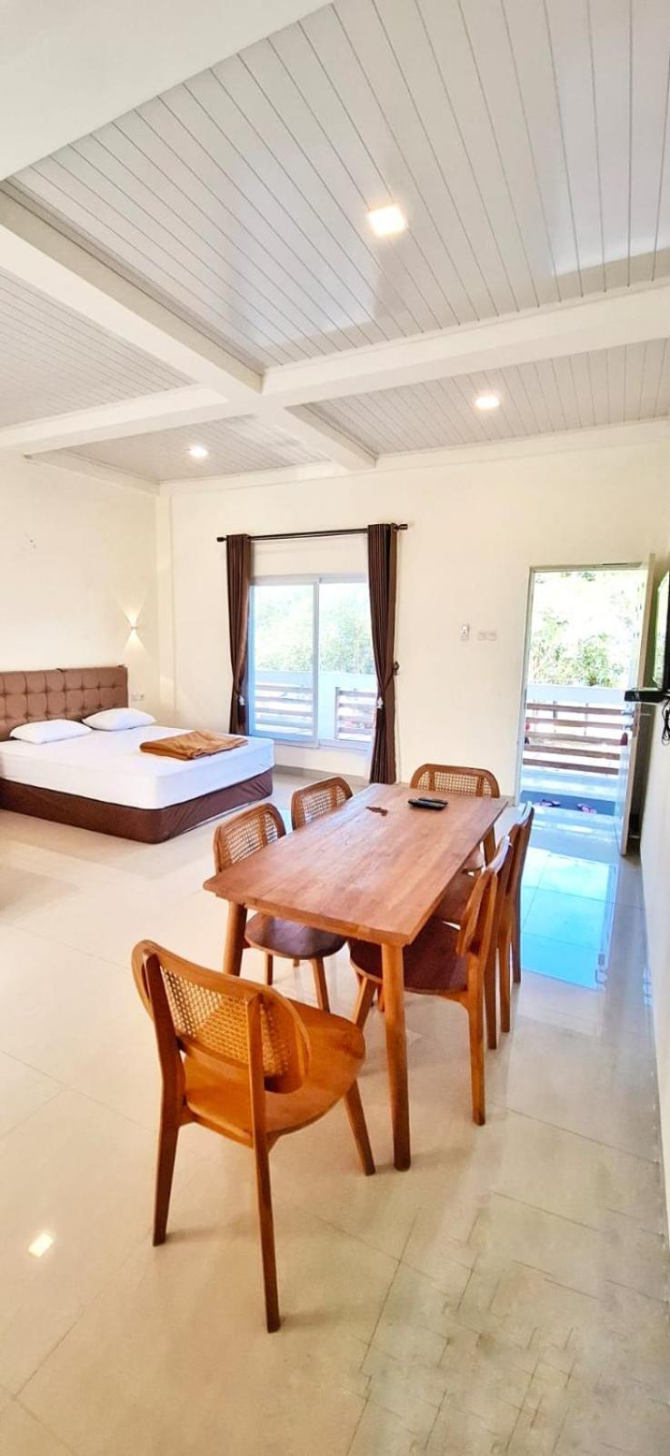 Hotel Cipunaga Ciemas Экстерьер фото