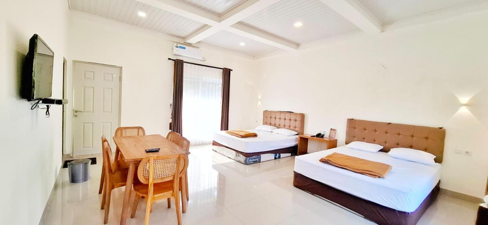 Hotel Cipunaga Ciemas Экстерьер фото